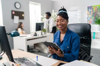 Financial Center Cleaning in Broad Run, Virginia